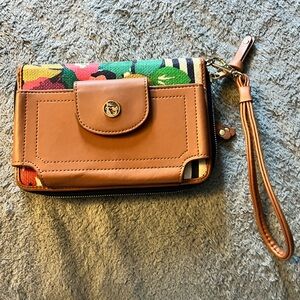 Spartina wristlet with phone pocket super cute !